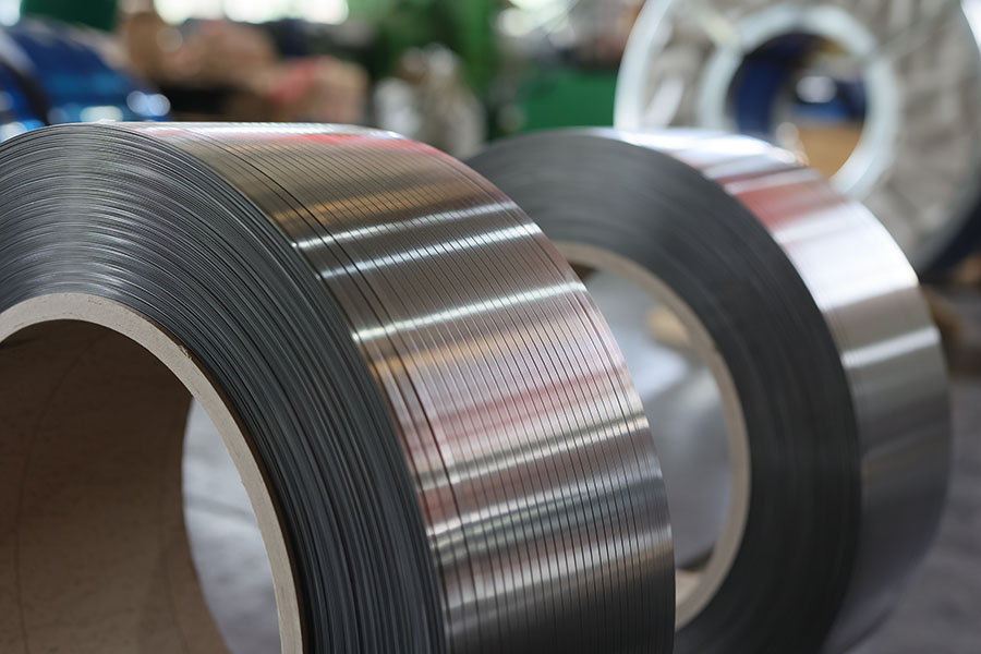 Heat-Resistant 321 Oscillated Strip for Critical Environments